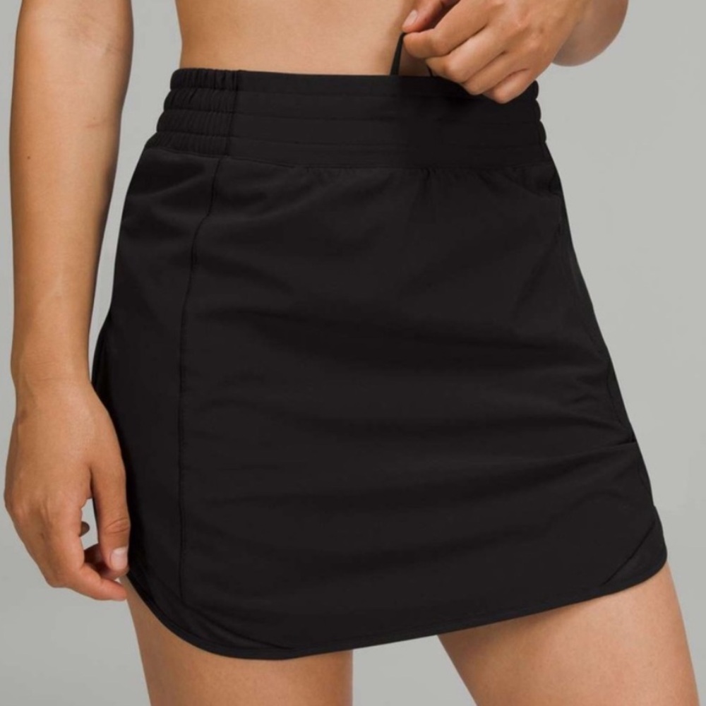NWT Lululemon Hotty Hot Hight-Rise Skirt Long Black Size 4